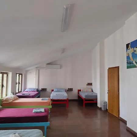 호스텔 Tias Shkodër