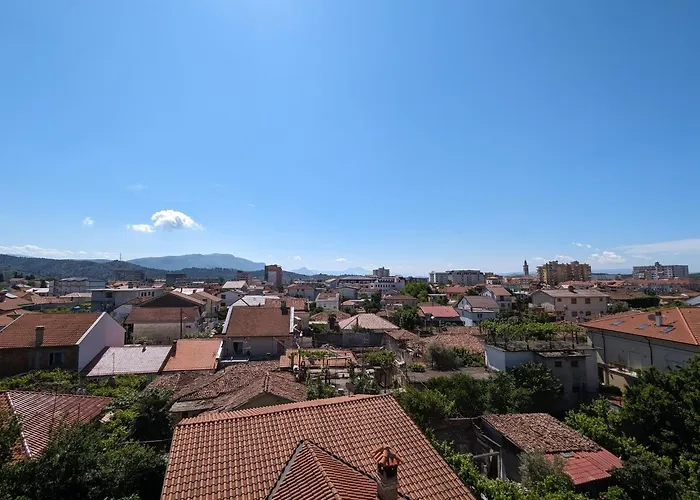 Tias 호스텔 Shkodër