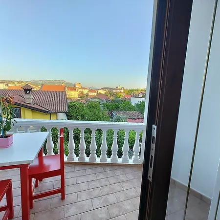 Hostel Tias Szkodra