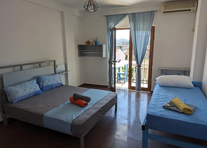 Tias Hostel Shkoder