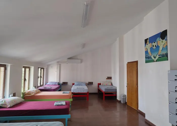 Hostel Tias Shkoder